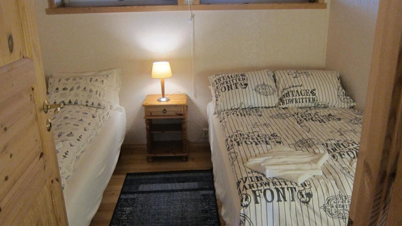 Heloise'S Accommodation Fredvang Екстериор снимка