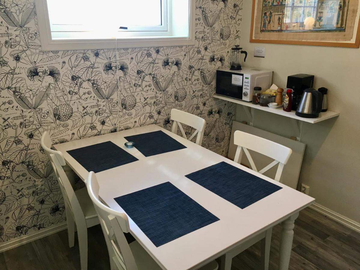 Heloise'S Accommodation Fredvang Екстериор снимка